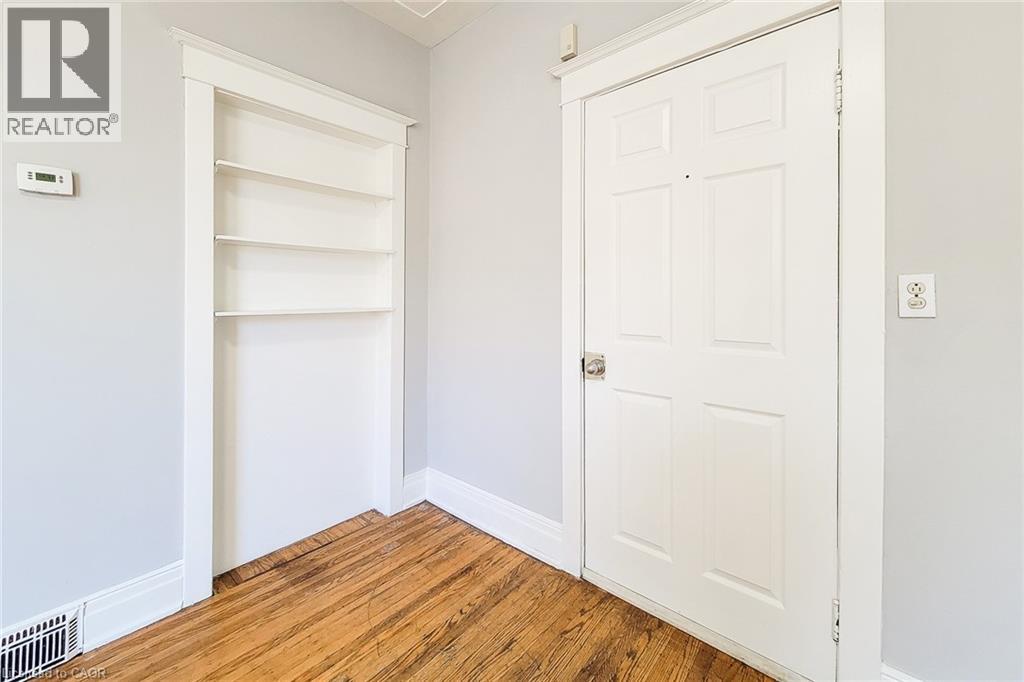 254 EMERALD Street N Unit# UPPER, Hamilton, Ontario, L8L5K8 — Photo 6