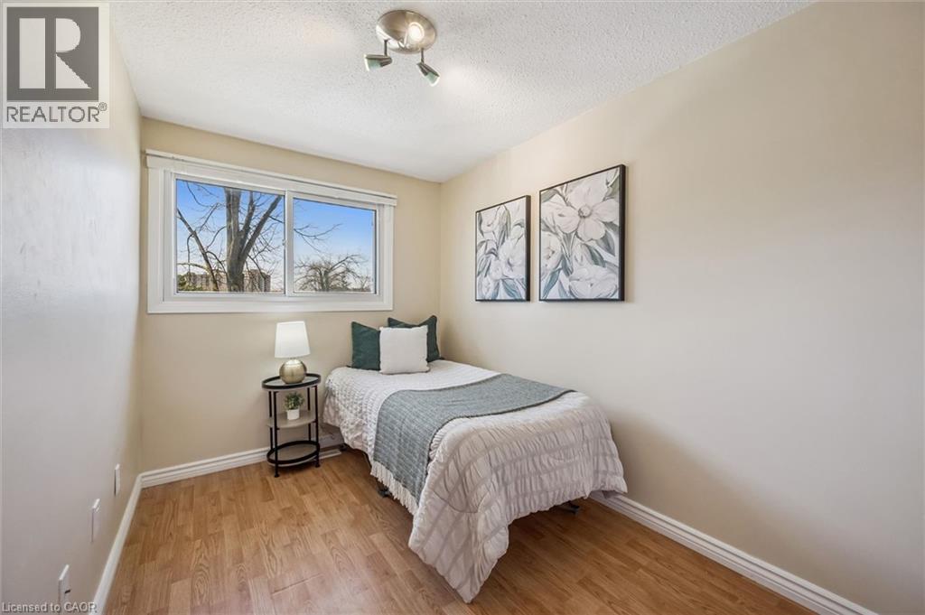 165 GREEN VALLEY Drive Unit# 14, Kitchener, Ontario, N2P1K3 — Photo 13