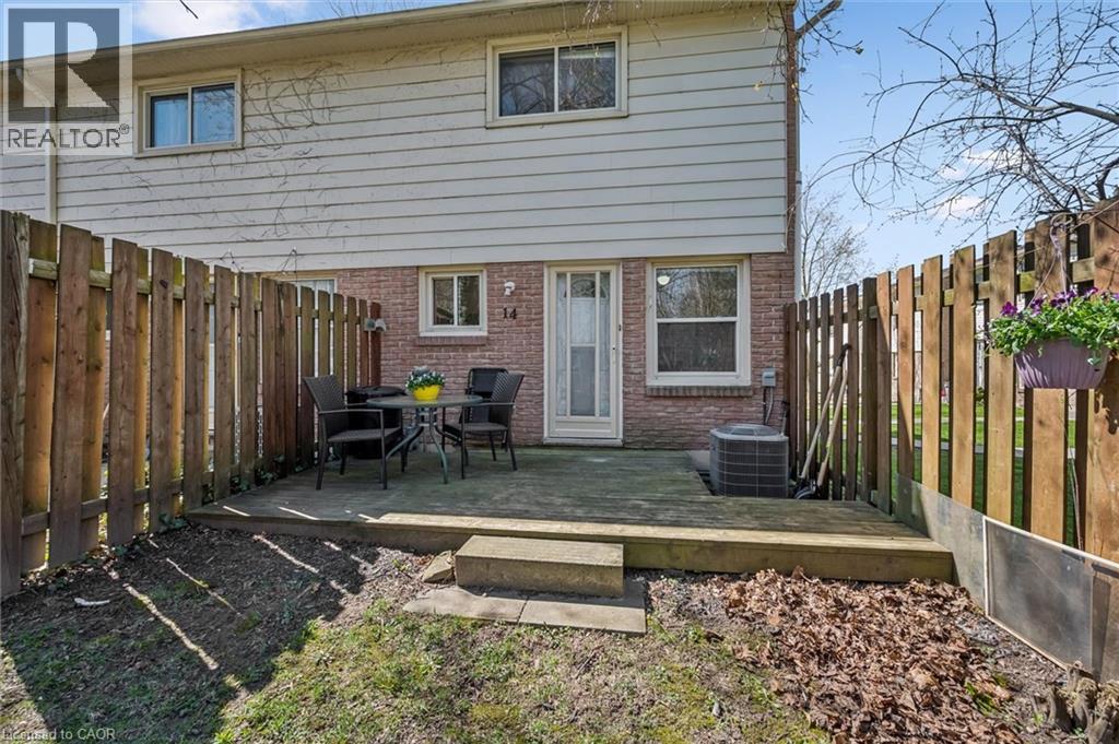 165 GREEN VALLEY Drive Unit# 14, Kitchener, Ontario, N2P1K3 — Photo 23
