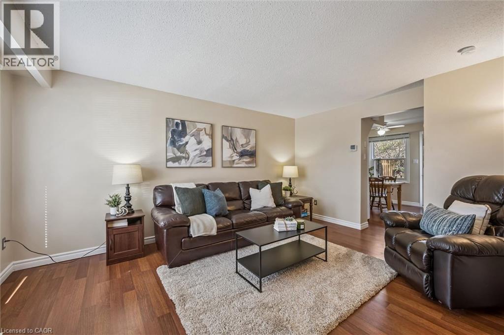 165 GREEN VALLEY Drive Unit# 14, Kitchener, Ontario, N2P1K3 — Photo 6