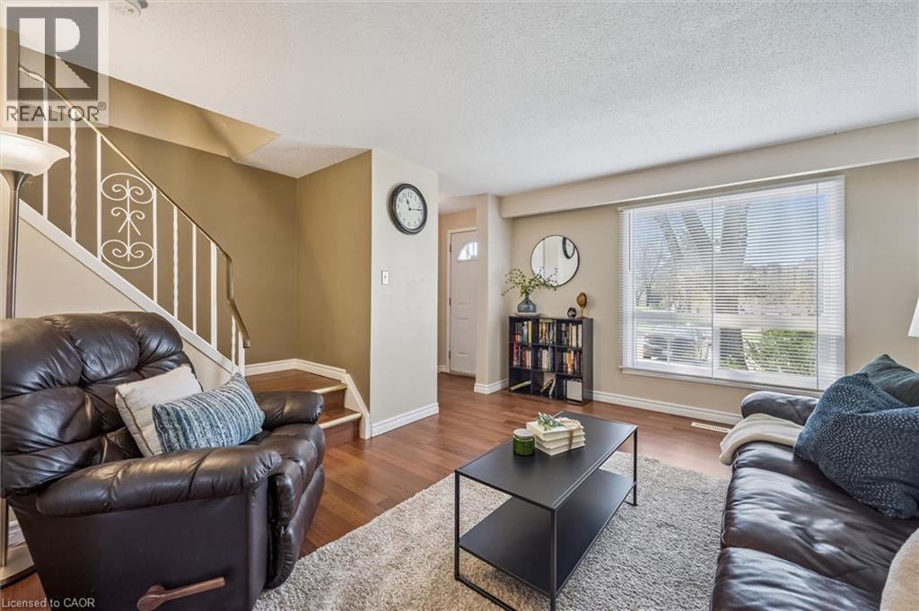 165 GREEN VALLEY Drive Unit# 14, Kitchener, Ontario, N2P1K3 — Photo 7