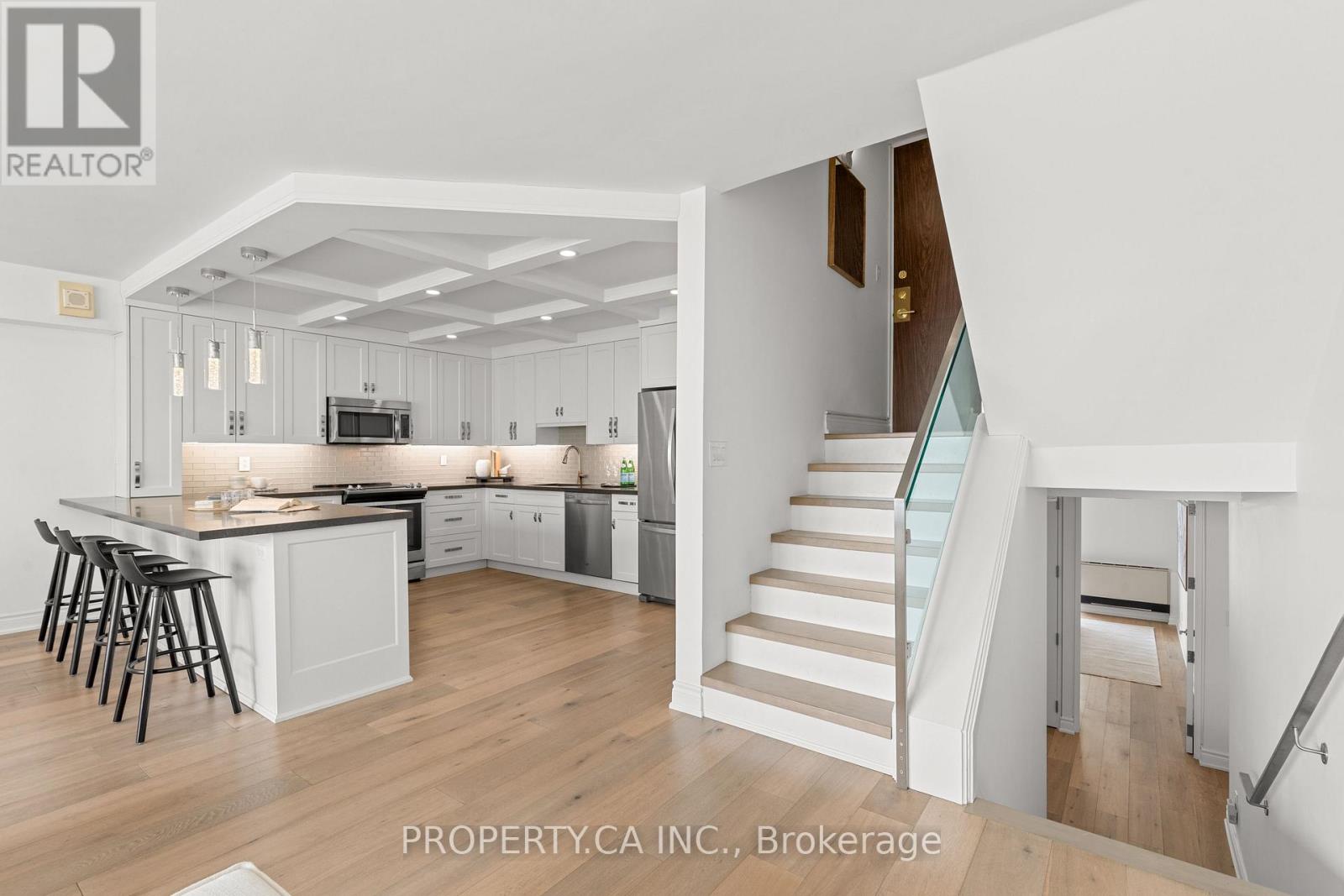 2804 - 33 HARBOUR SQUARE, Toronto (Waterfront Communities), Ontario, M5J2G2 — Photo 11