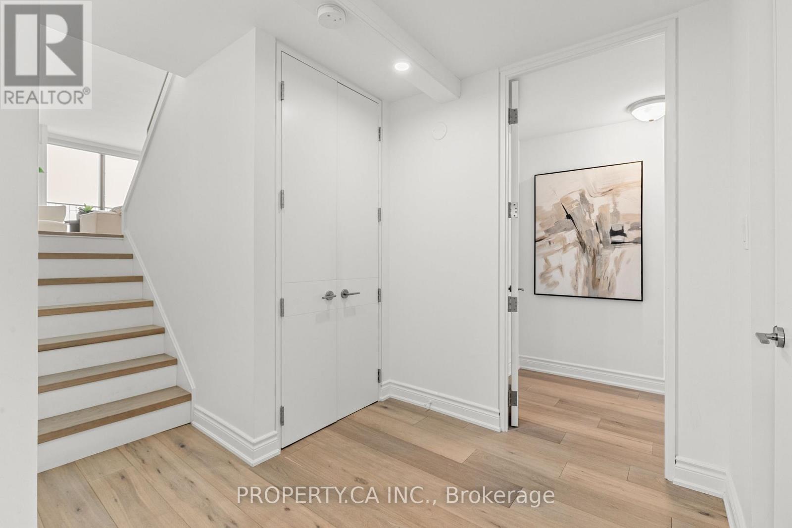 2804 - 33 HARBOUR SQUARE, Toronto (Waterfront Communities), Ontario, M5J2G2 — Photo 13