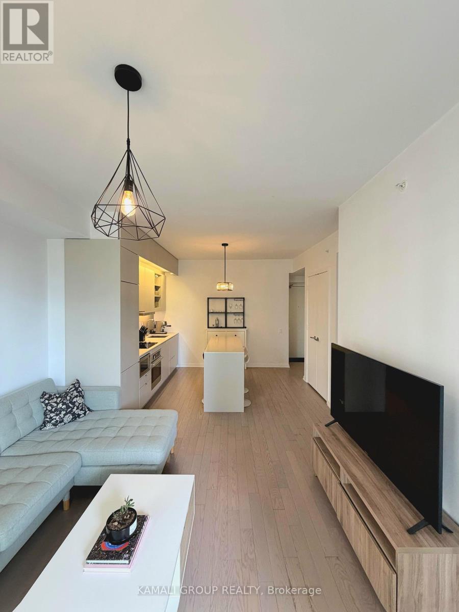 1712 - 101 PETER STREET, Toronto (Waterfront Communities), Ontario, M5V0G6 — Photo 3