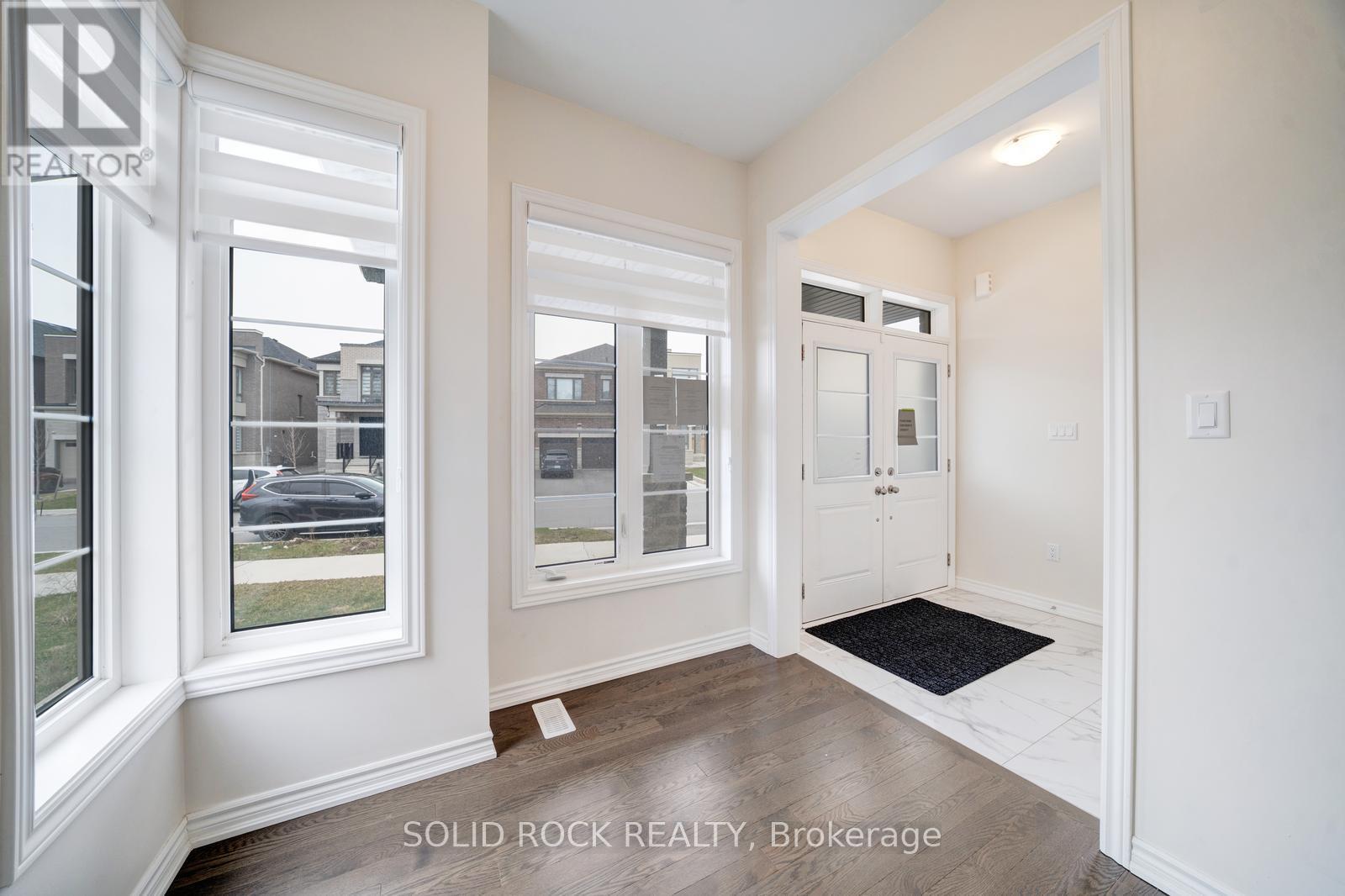 47 FRUITFUL CRESCENT, Whitby, Ontario, L1P0N3 — Photo 6