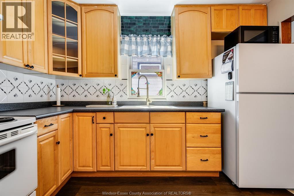 1062 Lena AVENUE, Windsor, Ontario, N9C3K4 — Photo 7