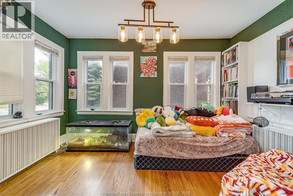 952 VICTORIA AVENUE, Windsor, Ontario, N9A4N4 — Photo 12