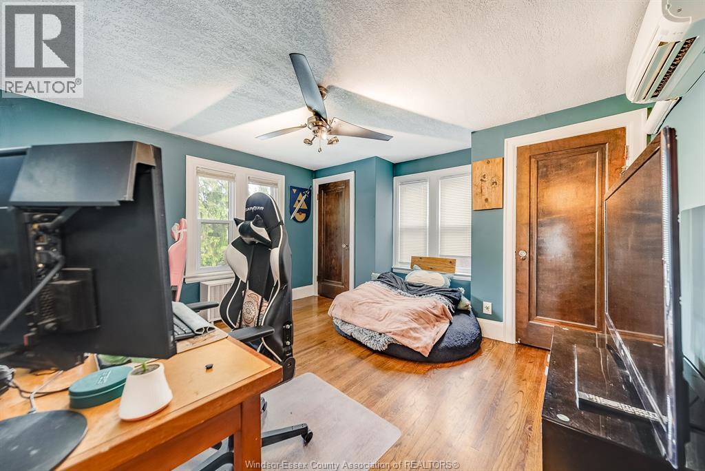 952 VICTORIA AVENUE, Windsor, Ontario, N9A4N4 — Photo 27