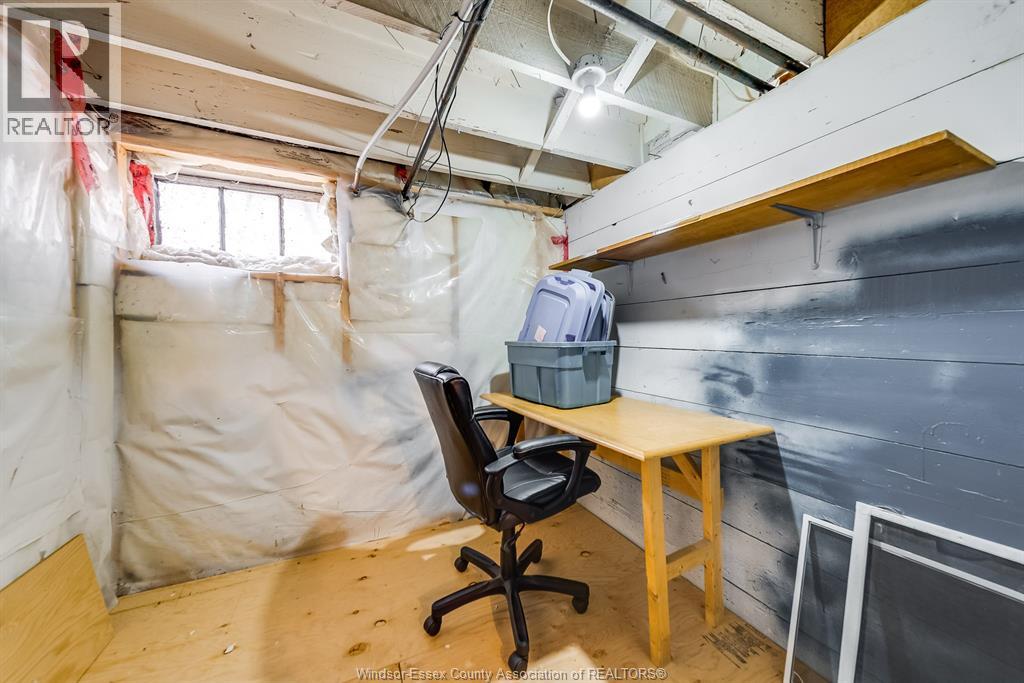 952 VICTORIA AVENUE, Windsor, Ontario, N9A4N4 — Photo 35