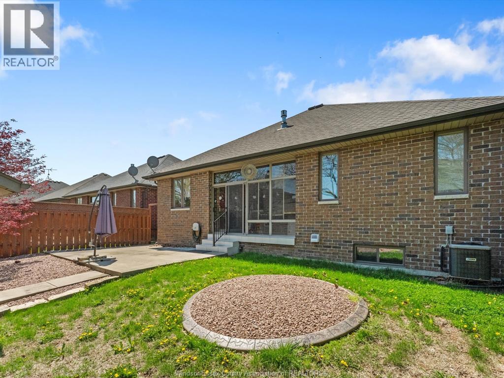 11900 BOULDER, Windsor, Ontario, N8P1Z7 — Photo 38