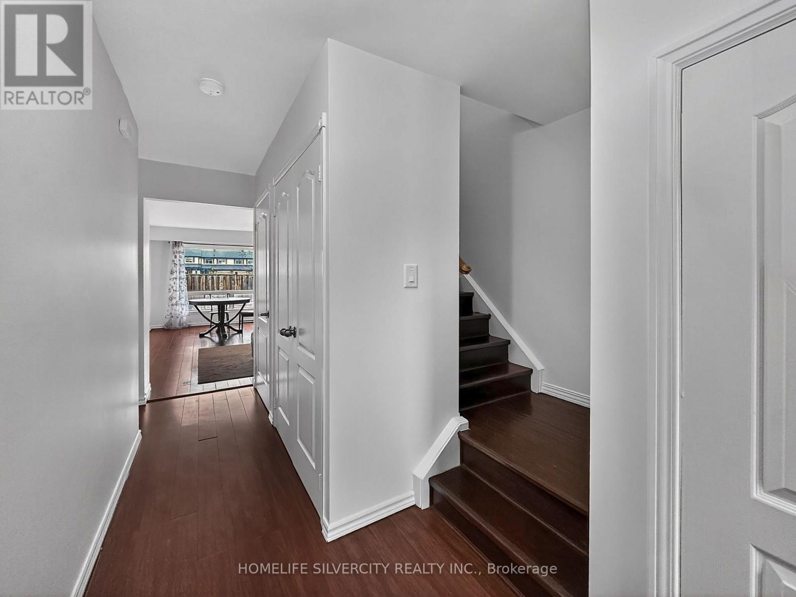 46 VODDEN COURT, Brampton (Brampton North), Ontario, L6V2V7 — Photo 3