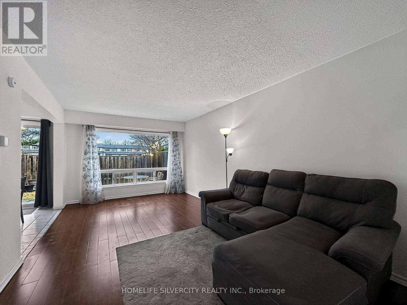 46 VODDEN COURT, Brampton (Brampton North), Ontario, L6V2V7 — Photo 6