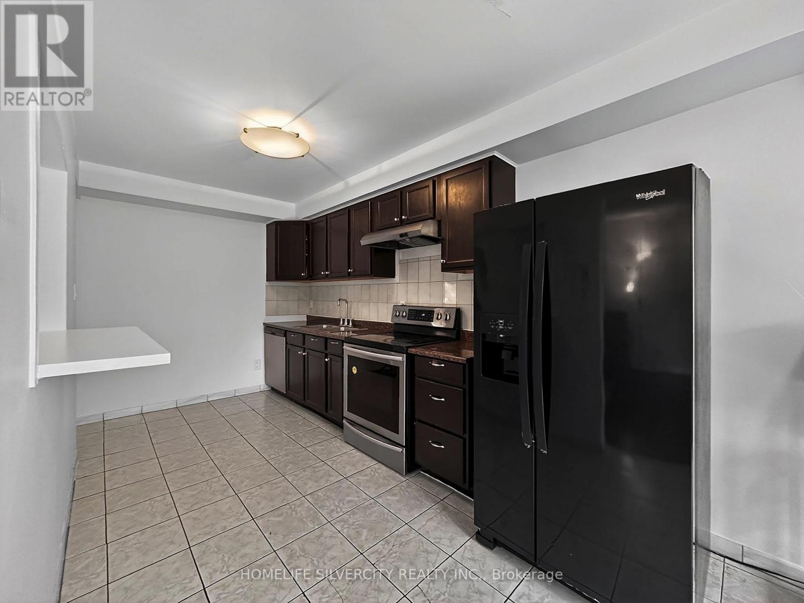 46 VODDEN COURT, Brampton (Brampton North), Ontario, L6V2V7 — Photo 7