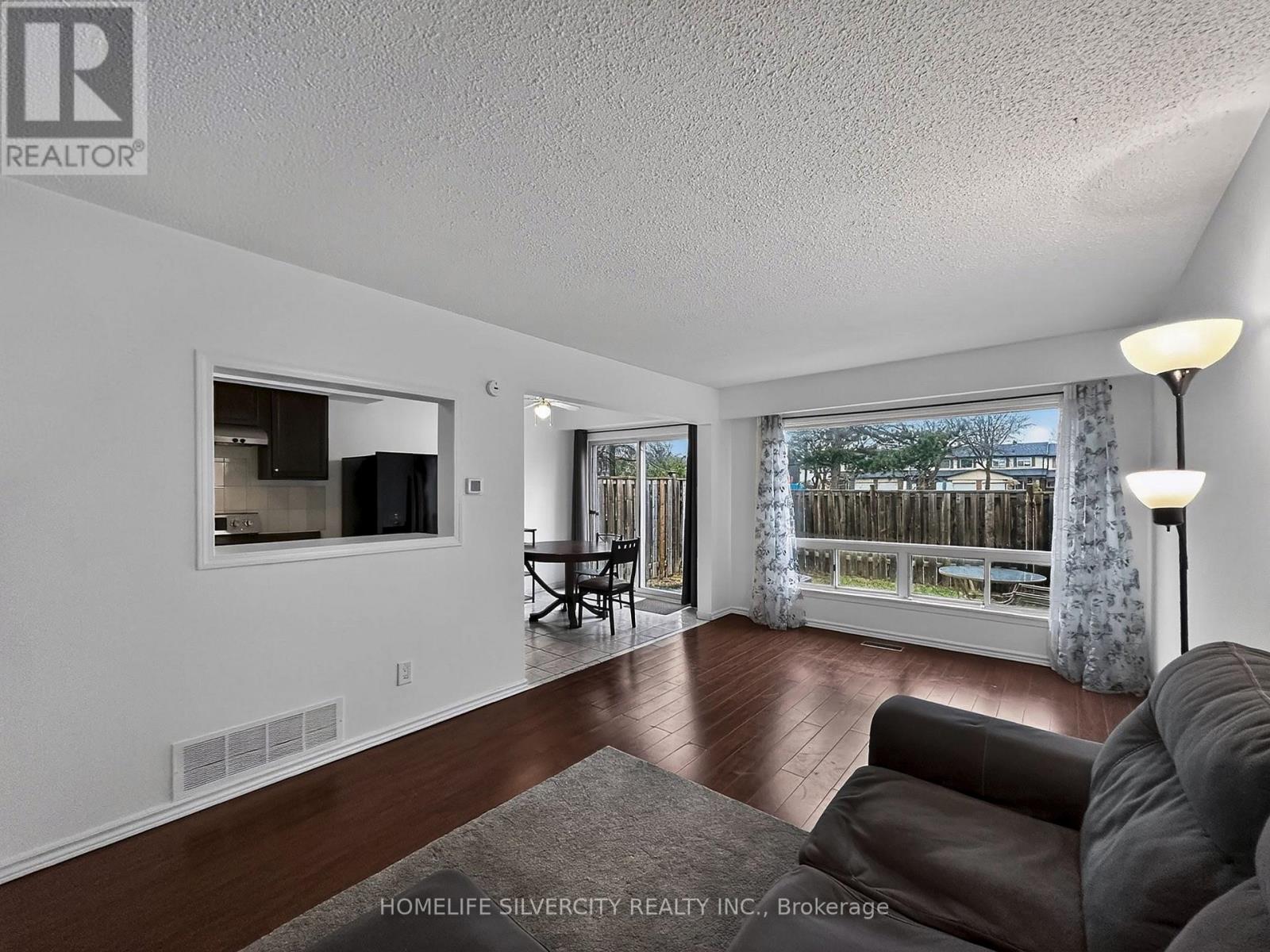 46 VODDEN COURT, Brampton (Brampton North), Ontario, L6V2V7 — Photo 9