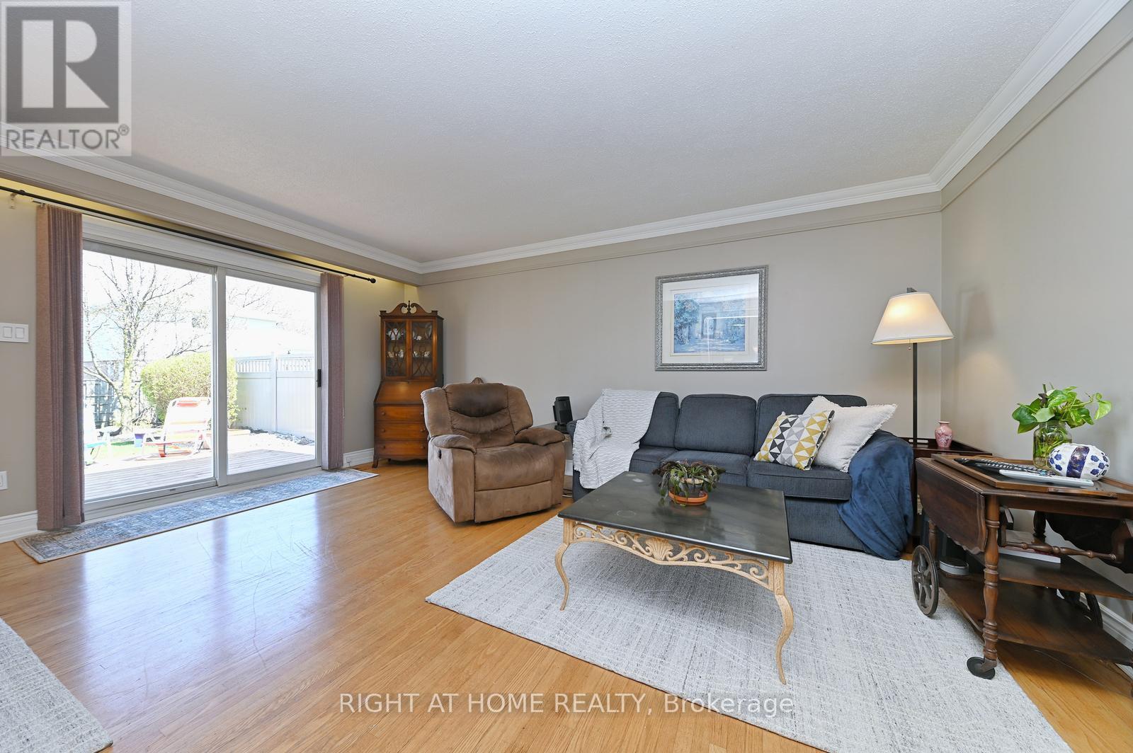 4 ALLENDALE ROAD, Brampton (Brampton East), Ontario, L6W2Y6 — Photo 5