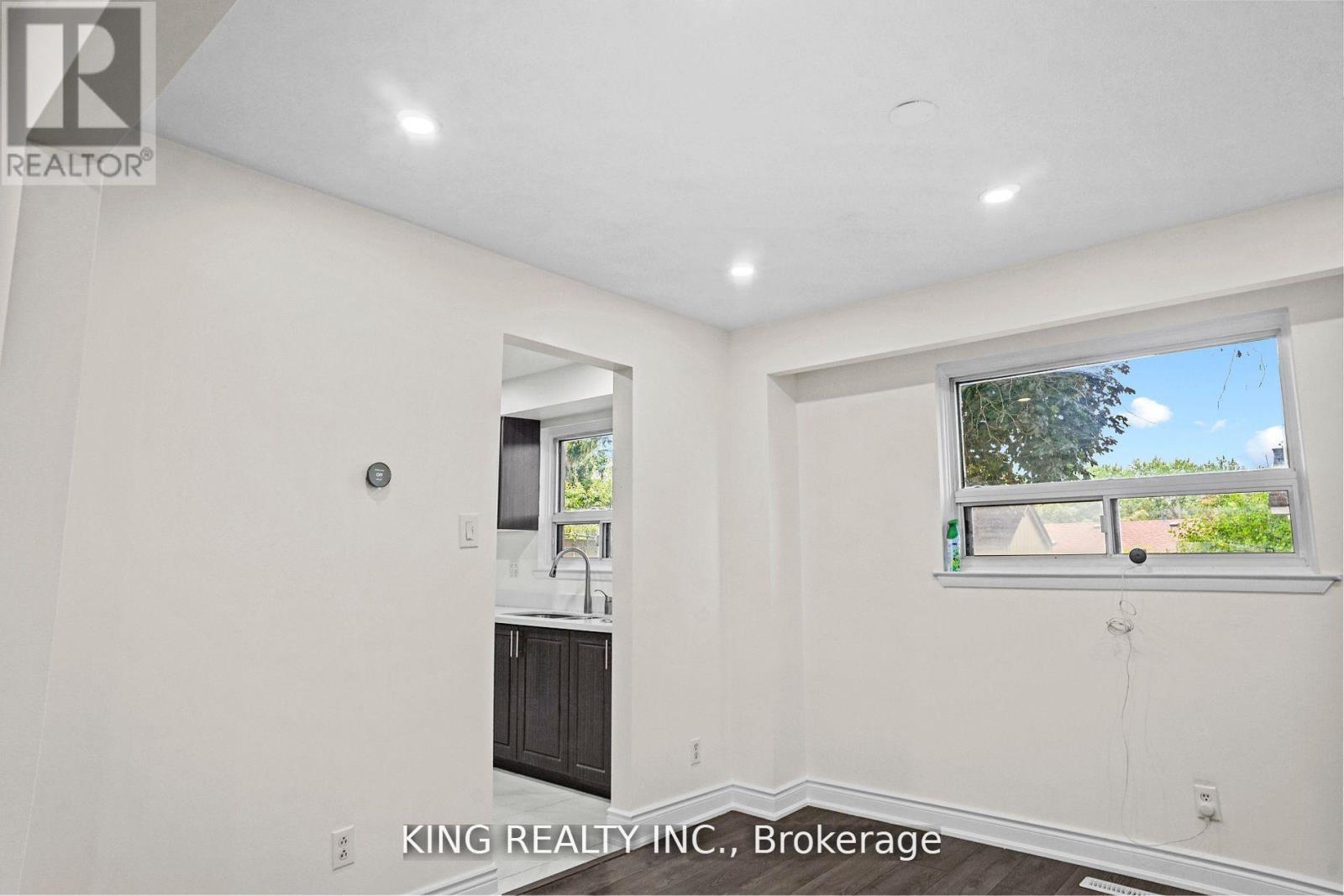 16 WIMBLEDON COURT, Brampton (Brampton North), Ontario, L6V2S4 — Photo 13