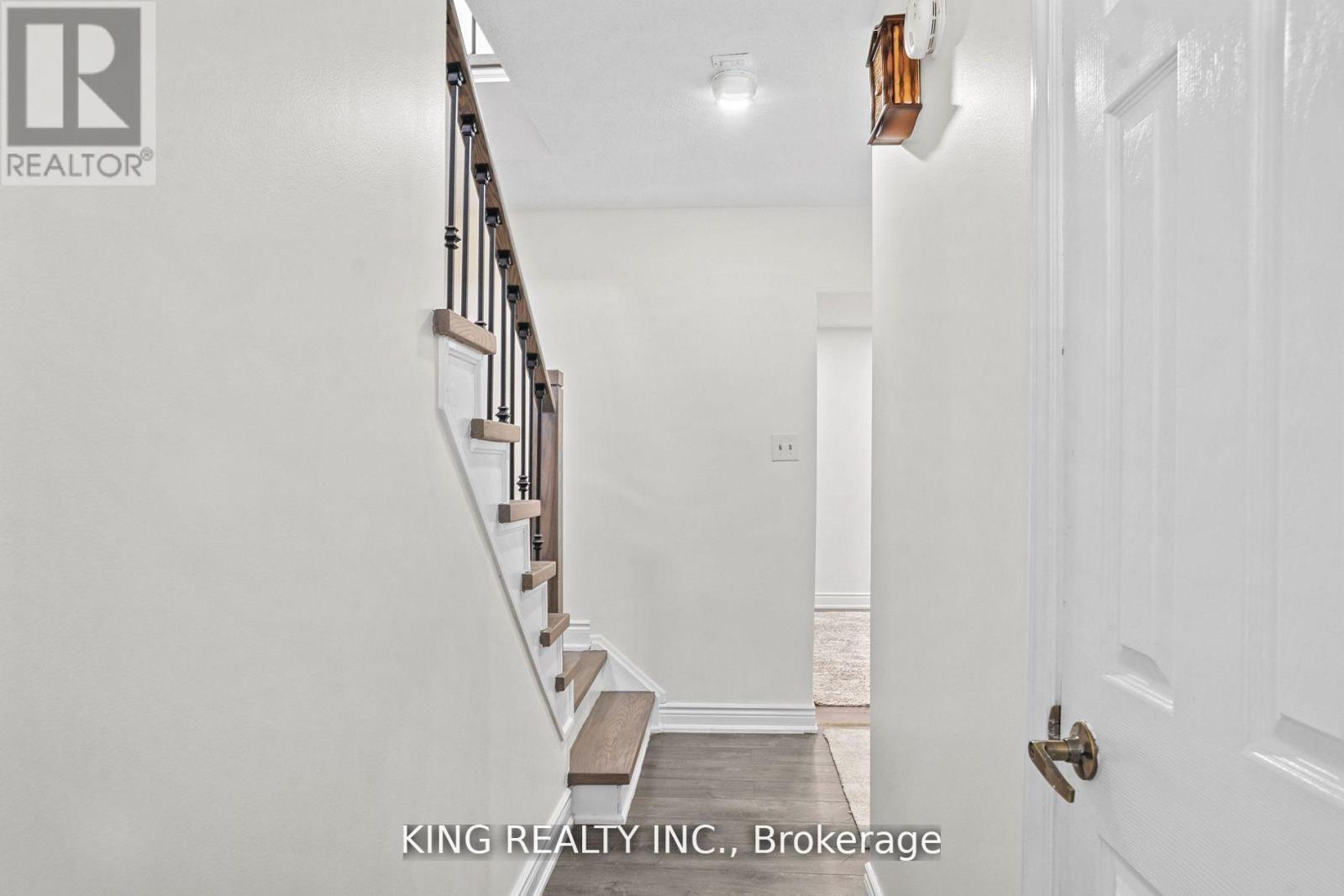 16 WIMBLEDON COURT, Brampton (Brampton North), Ontario, L6V2S4 — Photo 17