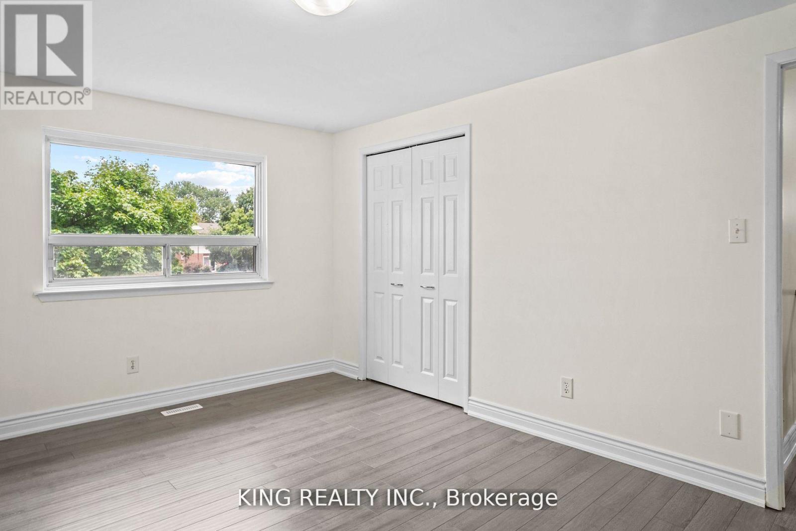 16 WIMBLEDON COURT, Brampton (Brampton North), Ontario, L6V2S4 — Photo 5