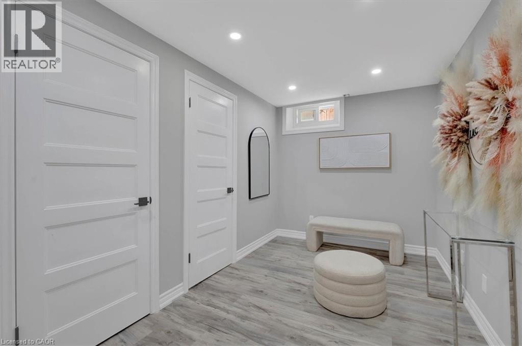 168 SILVER ASPEN Crescent, Kitchener, Ontario, N2N1J1 — Photo 18