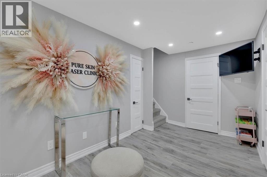 168 SILVER ASPEN Crescent, Kitchener, Ontario, N2N1J1 — Photo 19