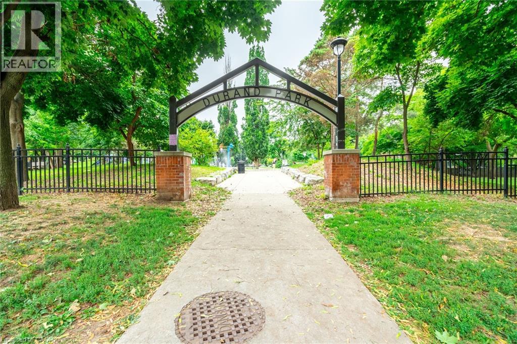 90 CHARLTON Avenue W Unit# 308, Hamilton, Ontario, L8P0B4 — Photo 18