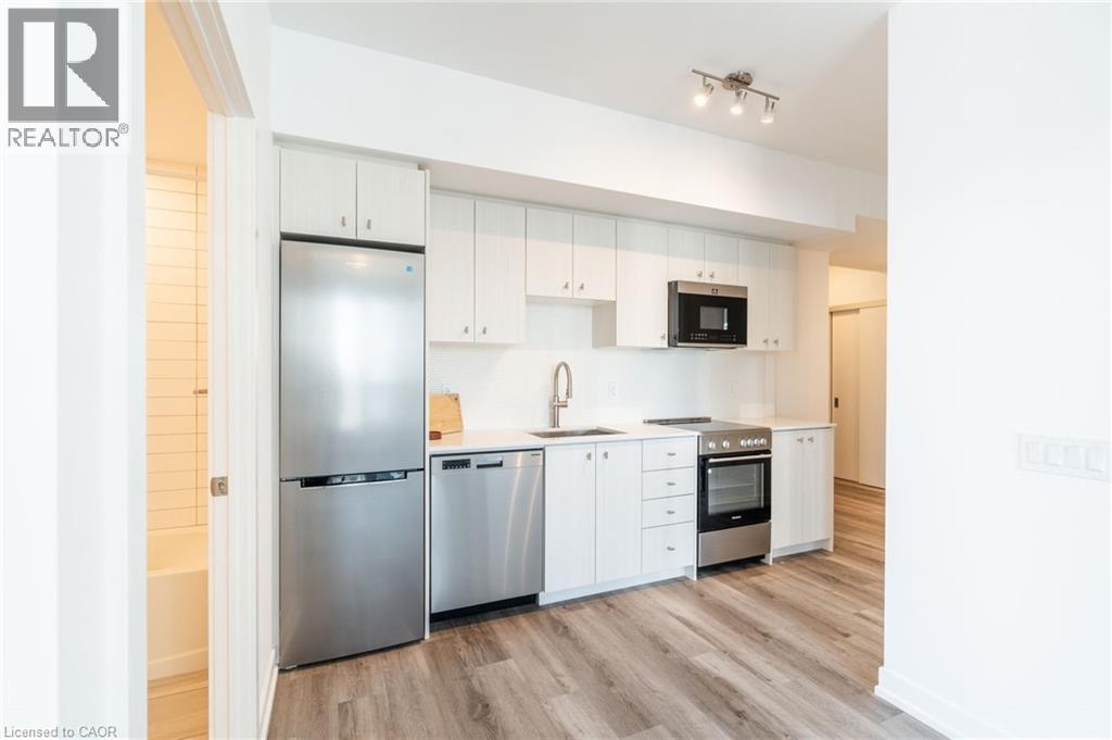 15 WELLINGTON Street S Unit# 1102, Kitchener, Ontario, N2G0E4 — Photo 11