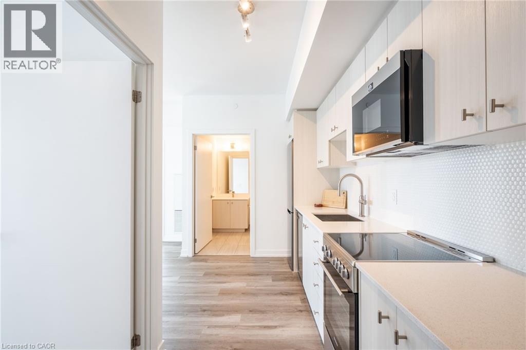 15 WELLINGTON Street S Unit# 1102, Kitchener, Ontario, N2G0E4 — Photo 7