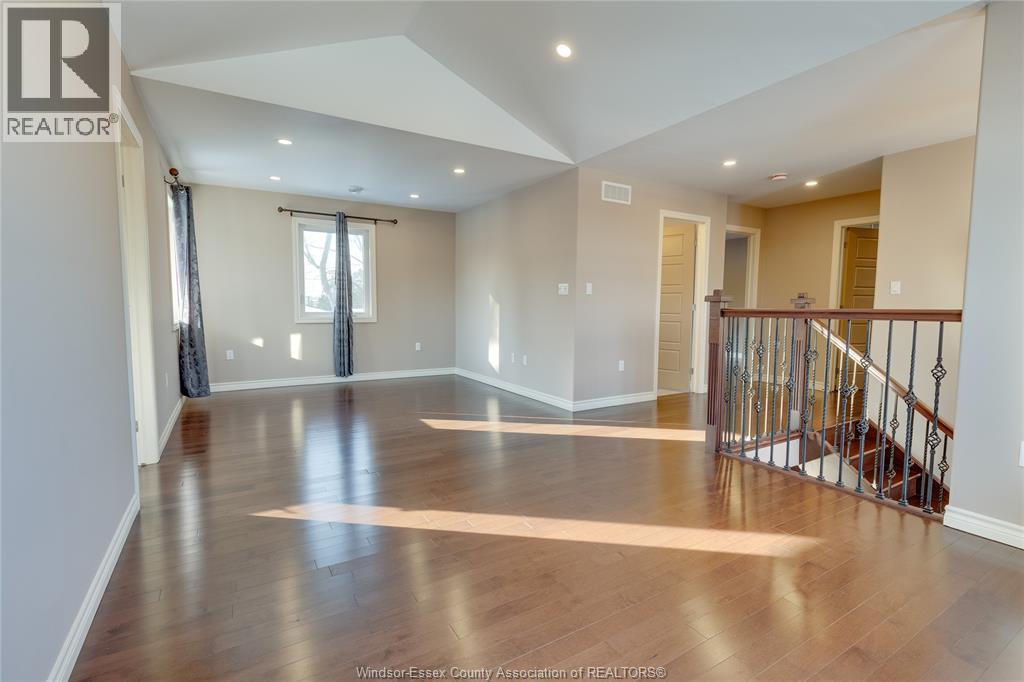 365 NEAL BOULEVARD, Windsor, Ontario, N9G1T5 — Photo 23
