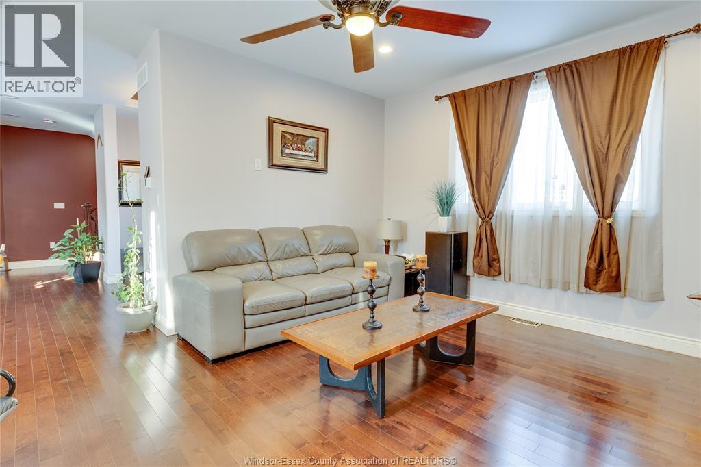 365 NEAL BOULEVARD, Windsor, Ontario, N9G1T5 — Photo 4