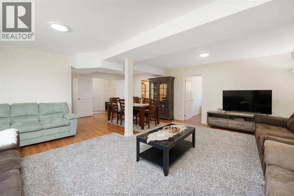 1024 NORTH TALBOT, Windsor, Ontario, N9G2S3 — Photo 32