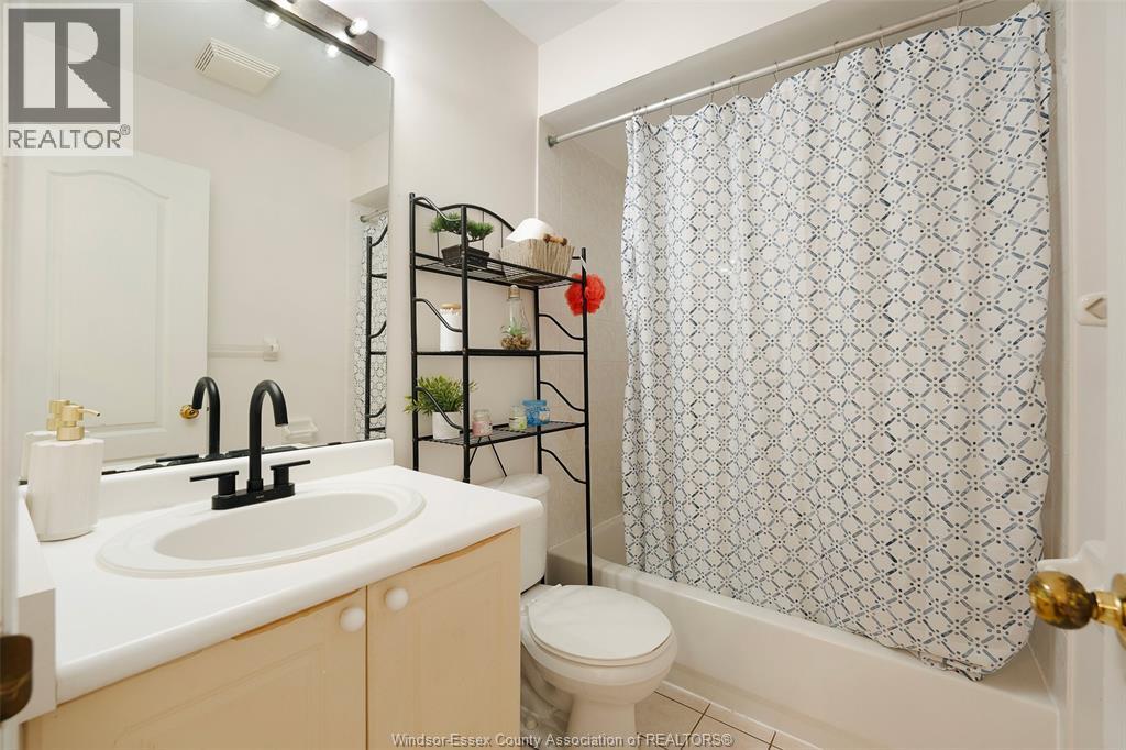 1024 NORTH TALBOT, Windsor, Ontario, N9G2S3 — Photo 38
