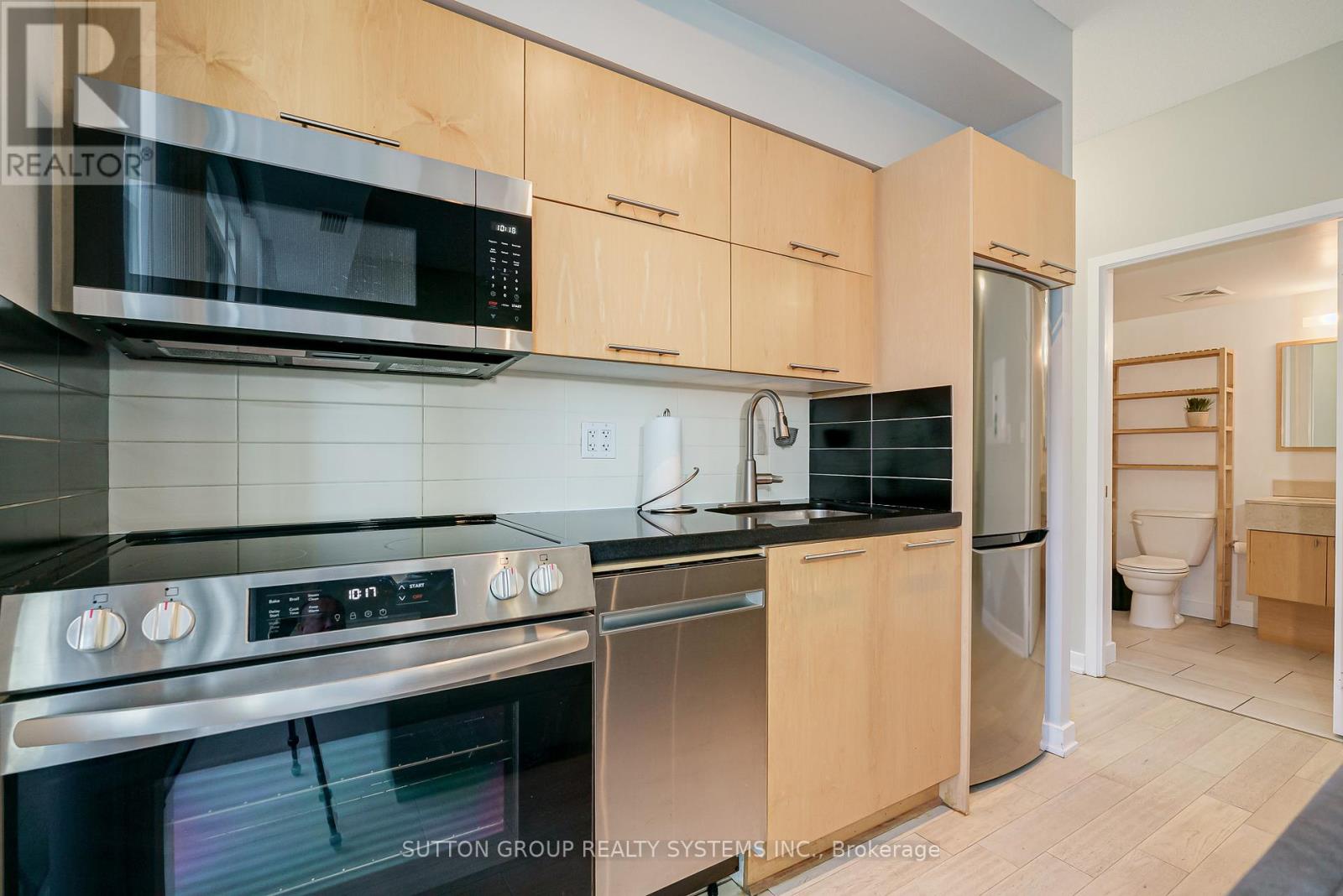 1307 - 126 SIMCOE STREET, Toronto (Waterfront Communities), Ontario, M5H4E6 — Photo 12