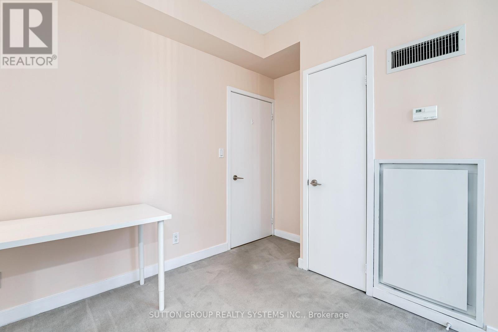 1307 - 126 SIMCOE STREET, Toronto (Waterfront Communities), Ontario, M5H4E6 — Photo 15