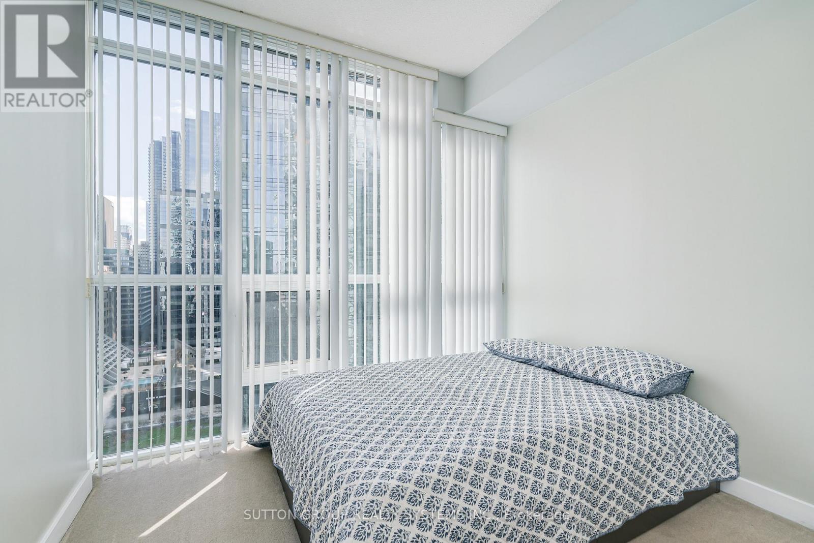 1307 - 126 SIMCOE STREET, Toronto (Waterfront Communities), Ontario, M5H4E6 — Photo 16