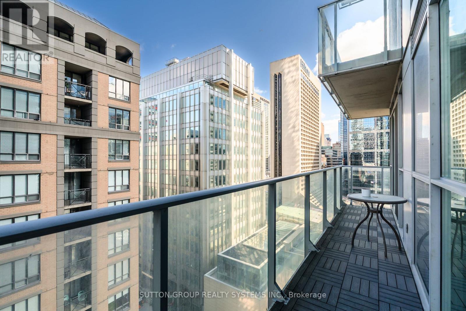 1307 - 126 SIMCOE STREET, Toronto (Waterfront Communities), Ontario, M5H4E6 — Photo 20