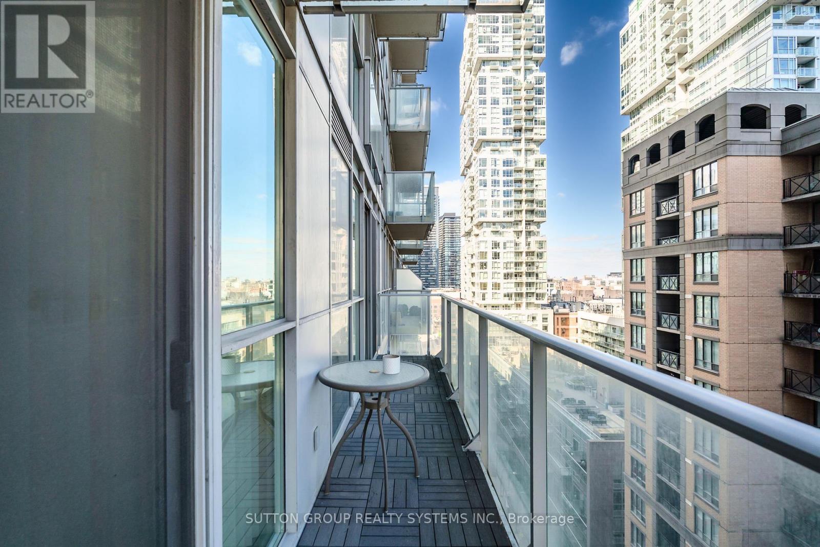 1307 - 126 SIMCOE STREET, Toronto (Waterfront Communities), Ontario, M5H4E6 — Photo 21