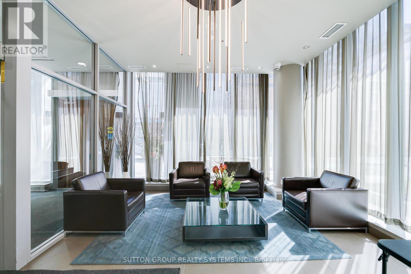 1307 - 126 SIMCOE STREET, Toronto (Waterfront Communities), Ontario, M5H4E6 — Photo 3