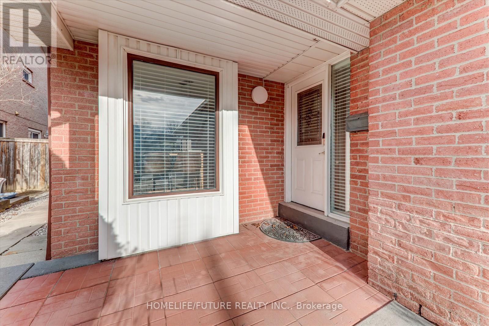 290 BRAYMORE BOULEVARD, Toronto (Rouge), Ontario, M1B2H4 — Photo 5