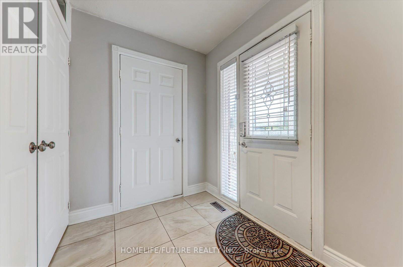 290 BRAYMORE BOULEVARD, Toronto (Rouge), Ontario, M1B2H4 — Photo 6