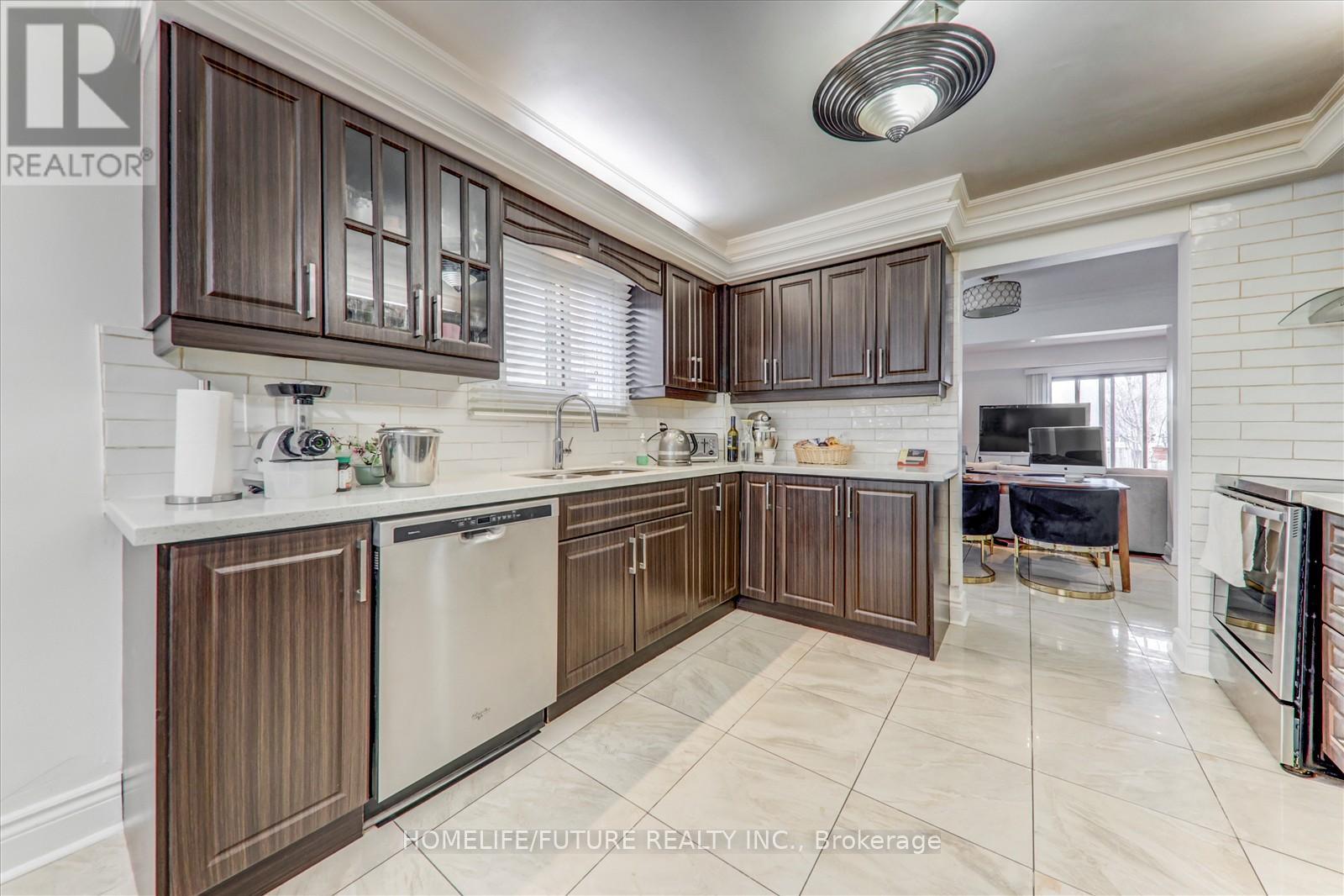 290 BRAYMORE BOULEVARD, Toronto (Rouge), Ontario, M1B2H4 — Photo 9