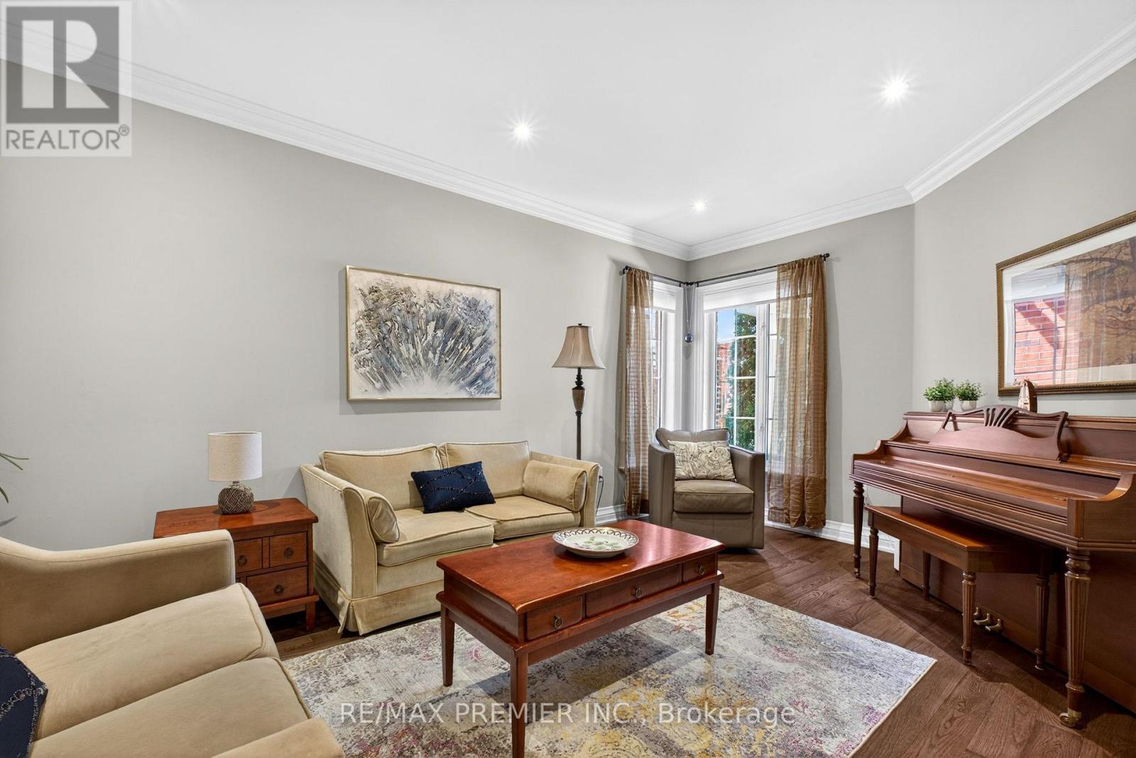 38 HELMSDALE AVENUE, Vaughan (Maple), Ontario, L6A2G5 — Photo 8