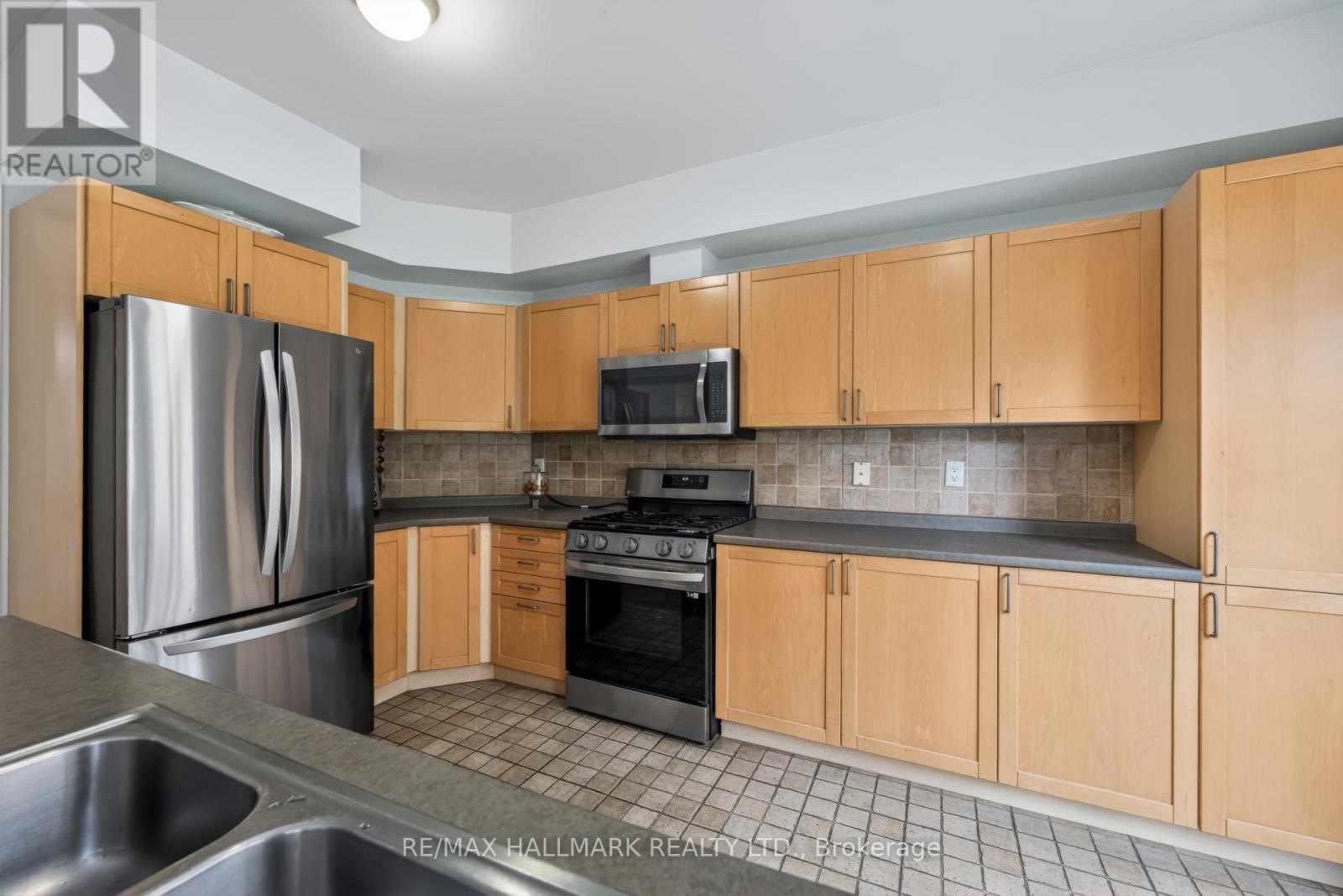 76 WESTBURY COURT, Richmond Hill (Westbrook), Ontario, L4S2L2 — Photo 18