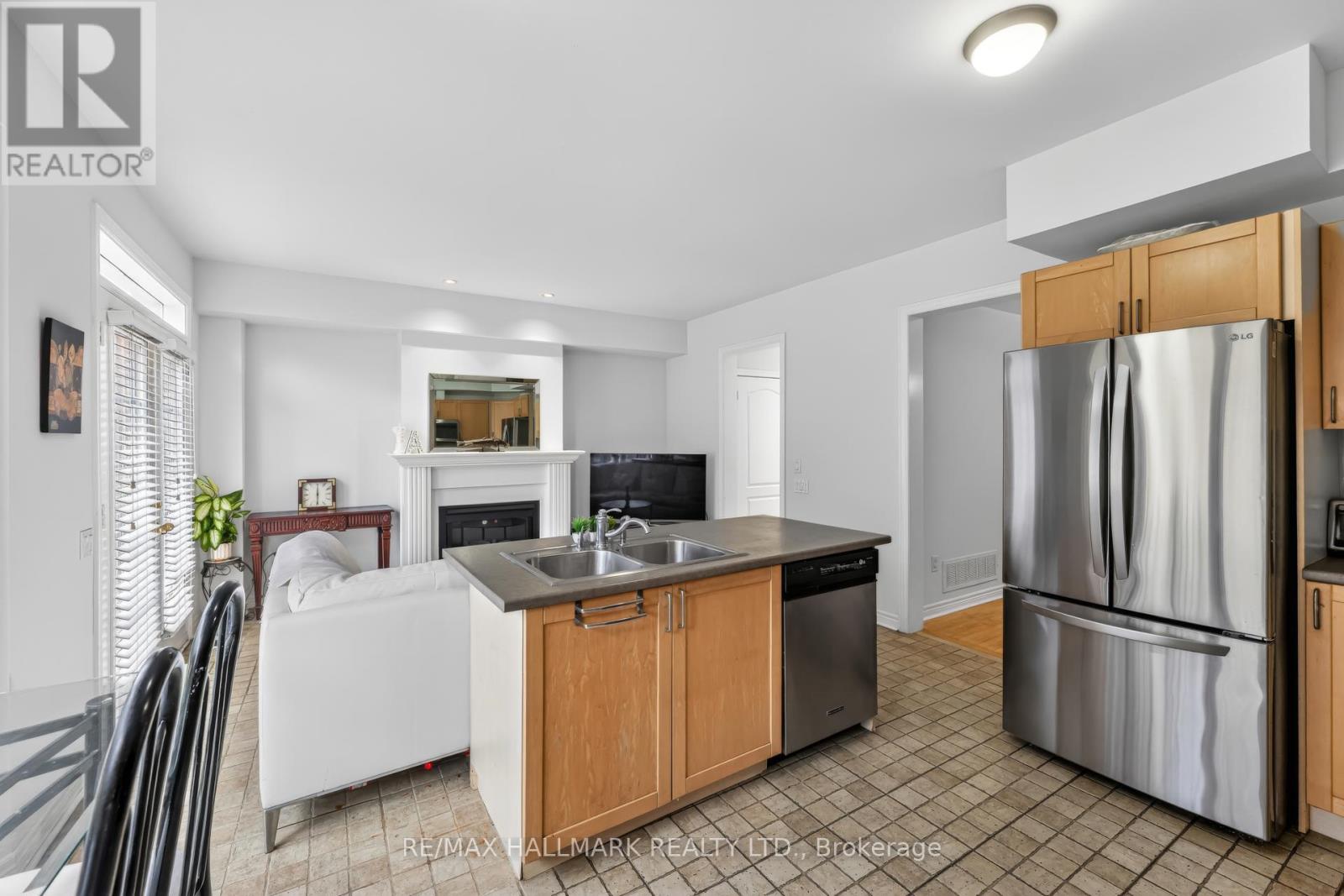 76 WESTBURY COURT, Richmond Hill (Westbrook), Ontario, L4S2L2 — Photo 19