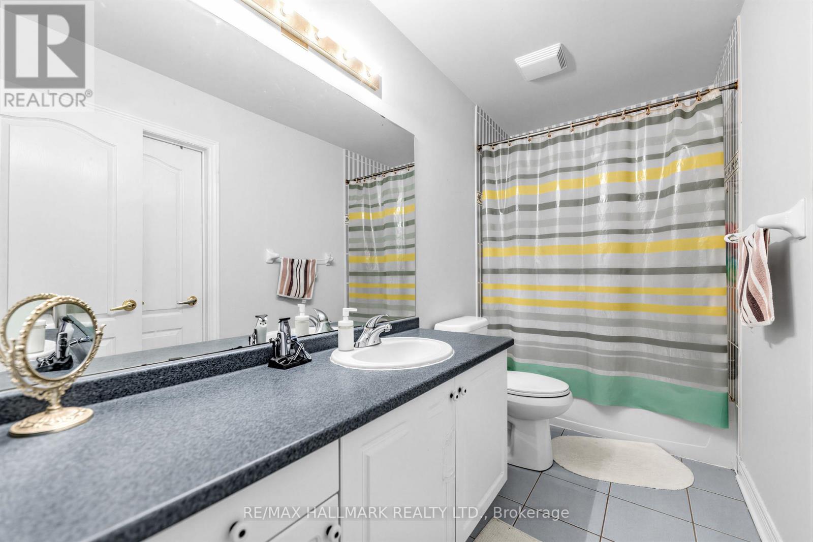 76 WESTBURY COURT, Richmond Hill (Westbrook), Ontario, L4S2L2 — Photo 34