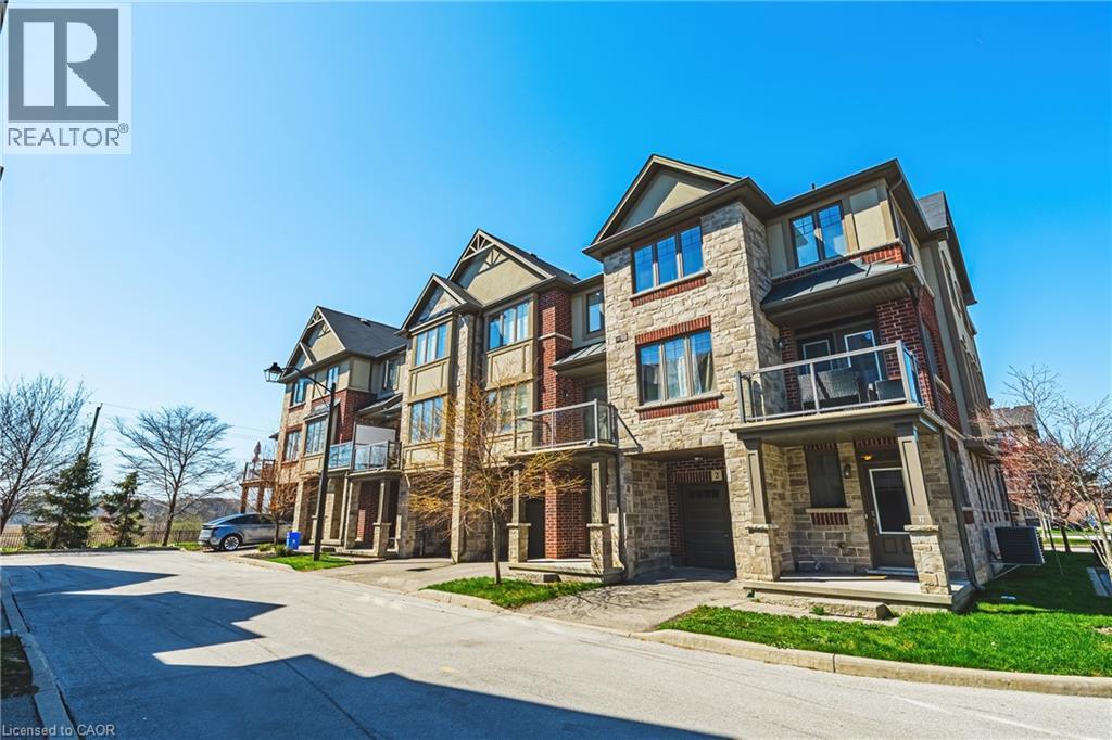 4 BIRD Lane, Ancaster, Ontario, L9G0G7 — Photo 3