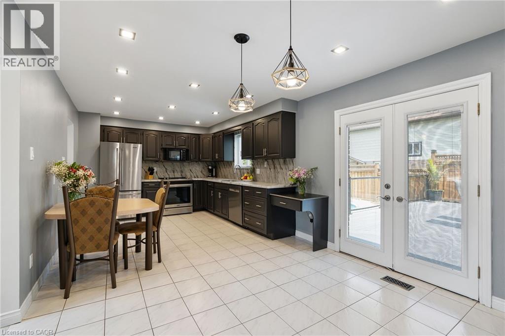 25 BURKE Drive, Caledonia, Ontario, N3W1C3 — Photo 16