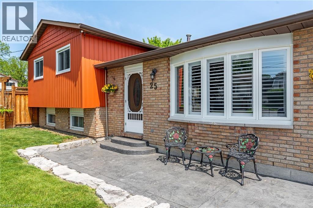 25 BURKE Drive, Caledonia, Ontario, N3W1C3 — Photo 8