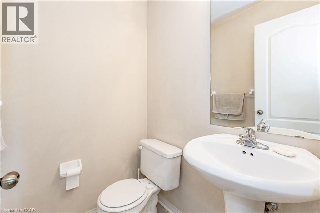 2367 SUTTON Drive, Burlington, Ontario, L7L6Y6 — Photo 26