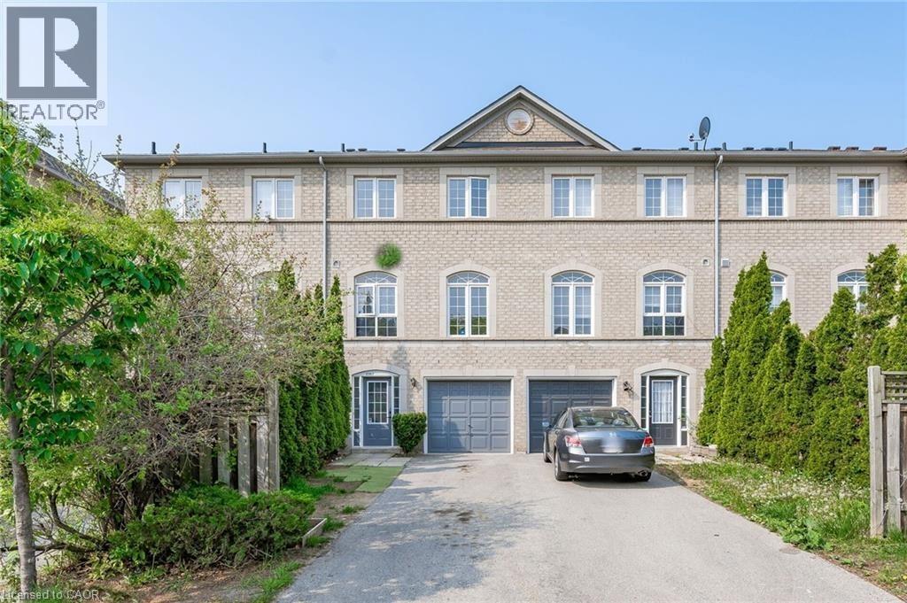 2367 SUTTON Drive, Burlington, Ontario, L7L6Y6 — Photo 3