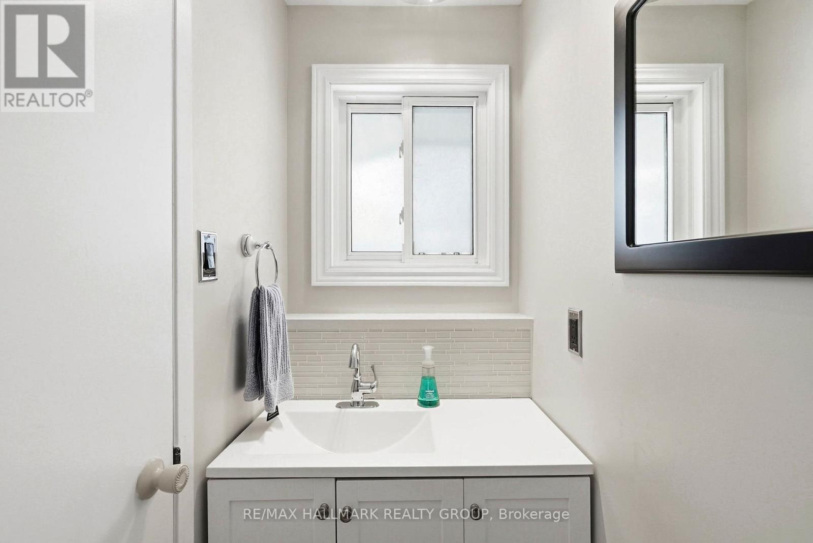 6935 DU BOIS AVENUE, Ottawa, Ontario, K1C5L4 — Photo 4